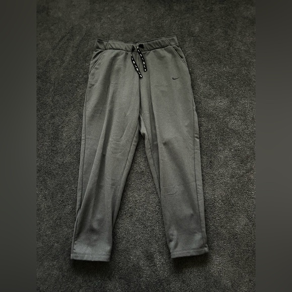 Nike Pants - Women’s Nike Sweatpants